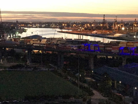 StayCentral Docklands Delight - Accommodation Georgetown 2