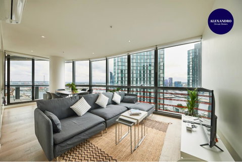STUNNING 2 BED 2 BATH STYLISH UNIT // FREE PARKING - Accommodation Georgetown 2