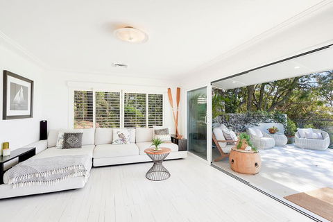 Stunning Oceanview Retreat Between Beach And Bush - Accommodation Georgetown 0