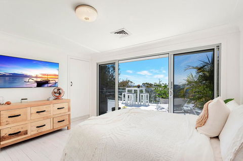 Stunning Oceanview Retreat Between Beach And Bush - Accommodation Georgetown 1