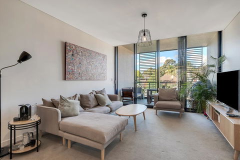STYLISH CAMPERDOWN APARTMENT And PARKING INC - Accommodation Georgetown 3