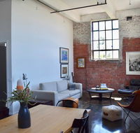 Stylish Warehouse Conversion In The Heart of Fitzroy - Accommodation Georgetown
