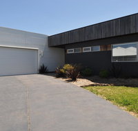 SUNNYSIDE - SURF SIDE - Accommodation Georgetown