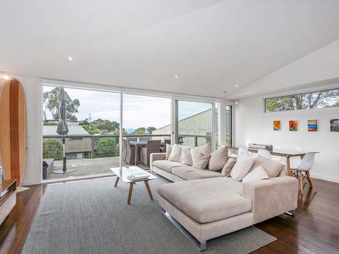 SUNRISE AT BREAKERS - Townhouse Close To Town - Accommodation Georgetown 3