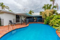Book Rainbow Beach Accommodation Vacations Accommodation Georgetown Accommodation Georgetown