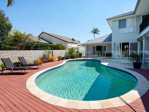 Super Sized Family Retreat With A Pool - Accommodation Georgetown 0