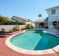 Super Sized Family Retreat With a Pool - Accommodation Georgetown