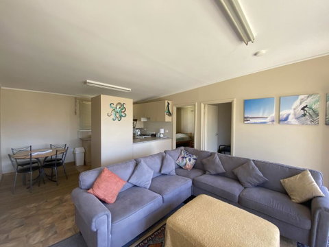 Surf Beach Sanctuary - Accommodation Georgetown 1