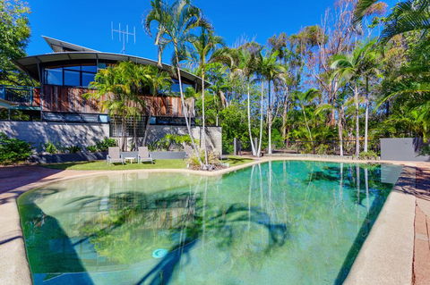 Surfside Beach House 17 - Rainbow Shores, Swimming Pool, 2 Minute Walk To Beach, Air Conditioning, Relax Here - Accommodation Georgetown 1