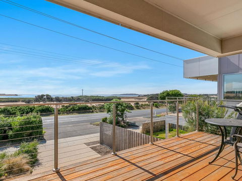 Swan Bay Lookout - Accommodation Georgetown 2