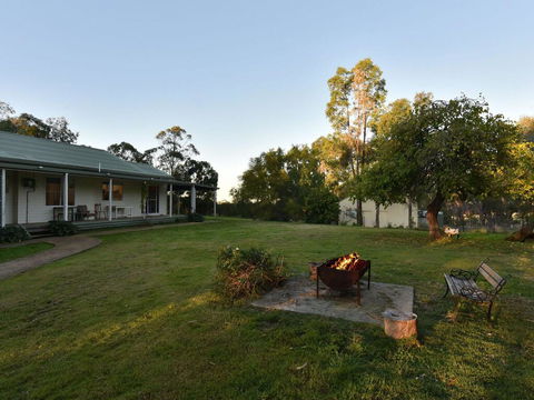 Tabitha Hill Estate - Accommodation Georgetown 0