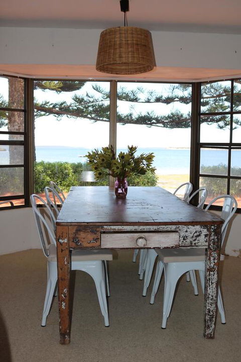 Tall Pines Beach House At Mount Dutton Bay (part Of Coffin Bay Waterways) - Accommodation Georgetown 2