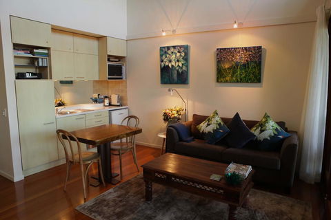 Taman Sari Private Pavilions - Accommodation Georgetown 2