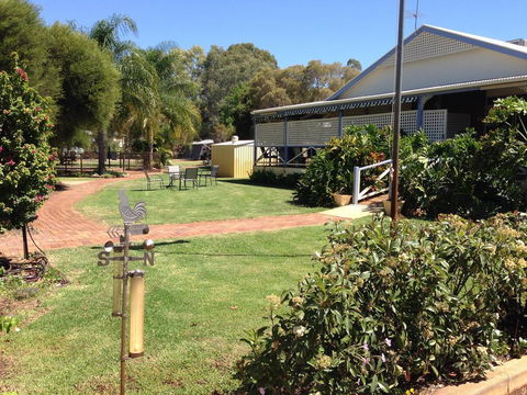 Tambo Mill Motel & Caravan Park - Accommodation Georgetown 1