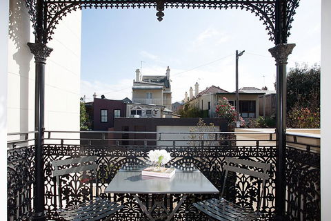 Tasteful Modern Studio 2.3Km From City Centre - Accommodation Georgetown 3