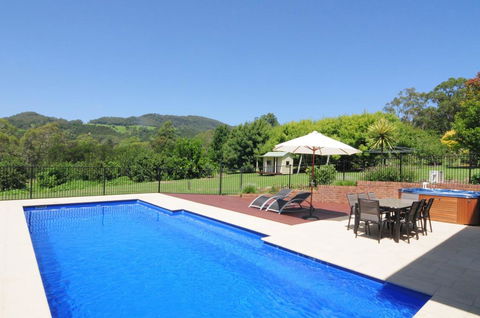 Tatiara - Spacious Family Friendly Home! - Accommodation Georgetown 0