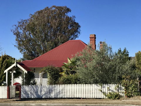 Tenterfield Historic C1895 Cottage - Accommodation Georgetown 0