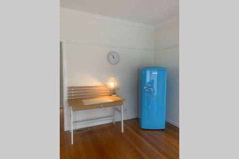 The Batch On Benyon , Fresh And Cute As A Button - Accommodation Georgetown 1