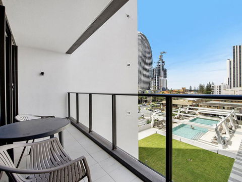 The Beach Broadbeach Private 2 Bedroom Apartment - Accommodation Georgetown 3