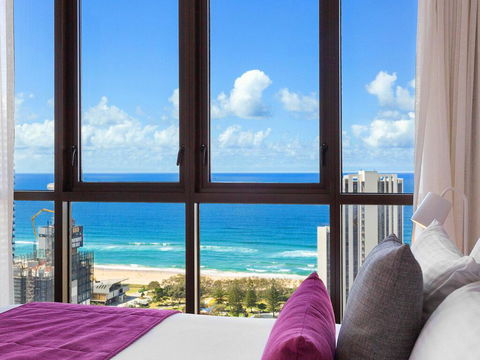 The Beach Broadbeach Private 2 Bedroom Ocean View - Accommodation Georgetown 3
