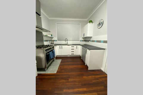 The Beach House Busselton - Accommodation Georgetown 2