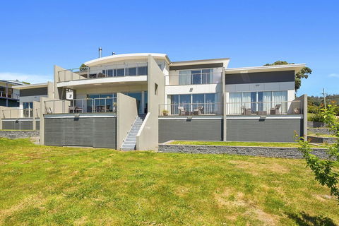 The Cove Kettering - Accommodation Georgetown 2