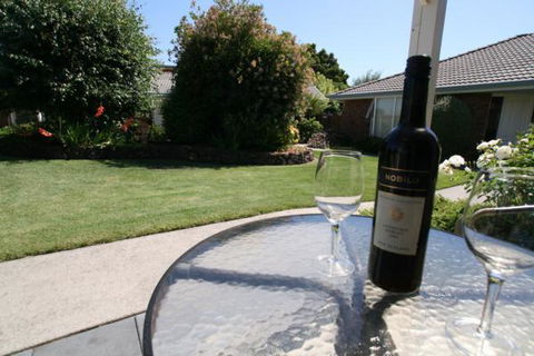 Shearwater Cottages - Accommodation Georgetown 17