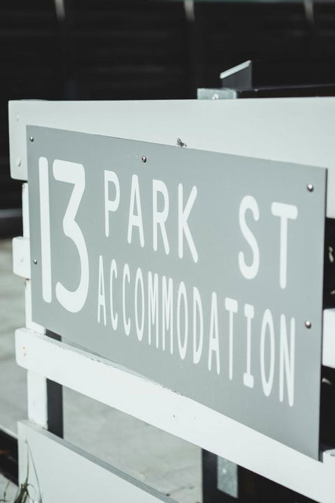 Park Street Accommodation - Accommodation Georgetown 1