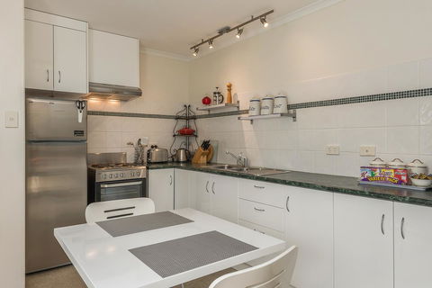 Moonrise View Apartment - Accommodation Georgetown 5