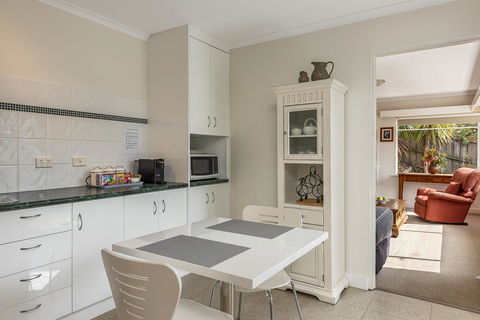 Moonrise View Apartment - Accommodation Georgetown 0