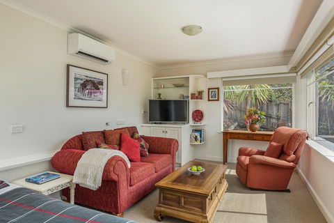 Moonrise View Apartment - Accommodation Georgetown 1