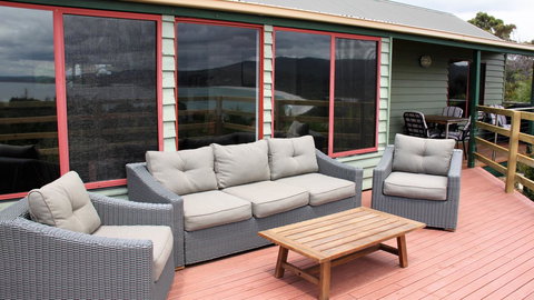 DOLPHIN LOOKOUT COTTAGE - Amazing Views Of The Bay Of Fires - Accommodation Georgetown 7