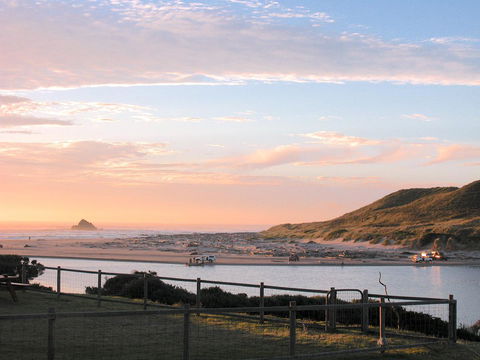Arthur Riverfront And Sea Lodge Downstream - Accommodation Georgetown 21