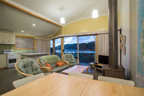 Arthur Riverfront And Sea Lodge Downstream - Accommodation Georgetown 0