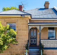 WEST NEST  Classic 3BR Hobart Terrace BEST Location View Close to City - Accommodation Georgetown