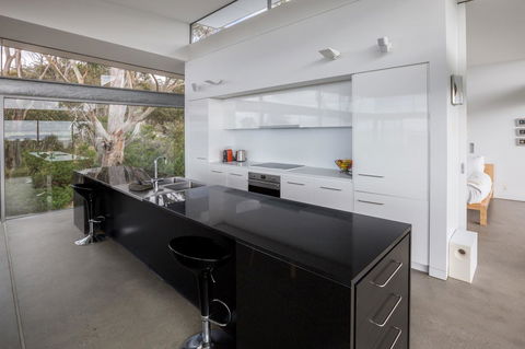 Avalon Coastal Retreat - Accommodation Georgetown 13