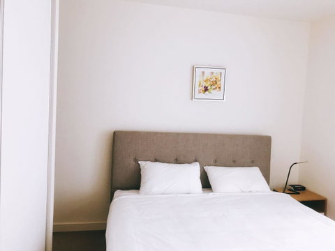 Ellia Doncaster Apartment - Accommodation Georgetown 13