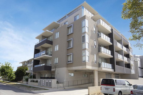 Poplar Box Hill Apartment - Accommodation Georgetown 13