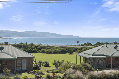 Apollo Bay Cottages - Accommodation Georgetown 1