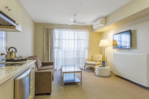 Deep Blue Hotel & Hot Springs - Accommodation Georgetown 42