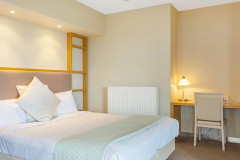 Deep Blue Hotel & Hot Springs - Accommodation Georgetown 36