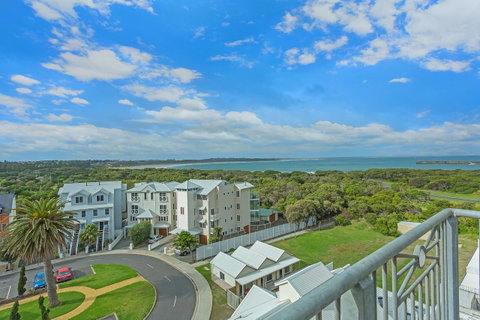 Deep Blue Hotel & Hot Springs - Accommodation Georgetown 28
