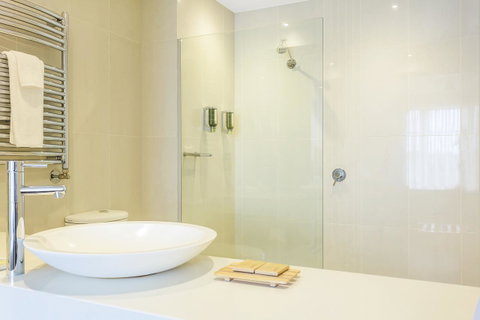Deep Blue Hotel & Hot Springs - Accommodation Georgetown 10