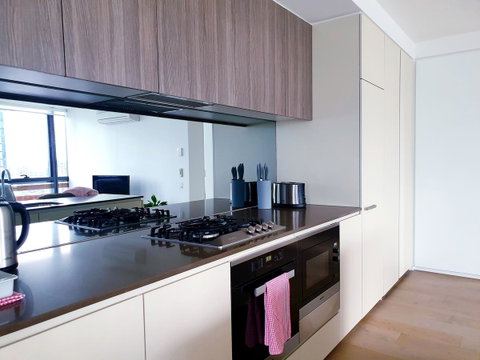 Best Views On Collins - Accommodation Georgetown 1