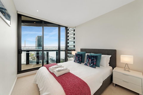 Best Views On Collins - Accommodation Georgetown 12