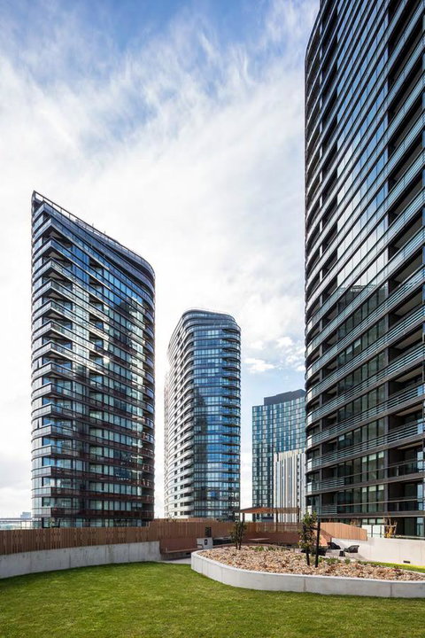Winston Apartments Docklands - Accommodation Georgetown 4