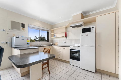 Allambi Holiday Apartments - Accommodation Georgetown 2