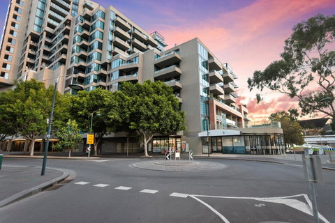 Waterfront Melbourne Apartments - Accommodation Georgetown 21