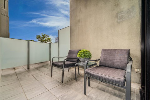 Waterfront Melbourne Apartments - Accommodation Georgetown 30
