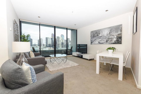 Waterfront Melbourne Apartments - Accommodation Georgetown 14
